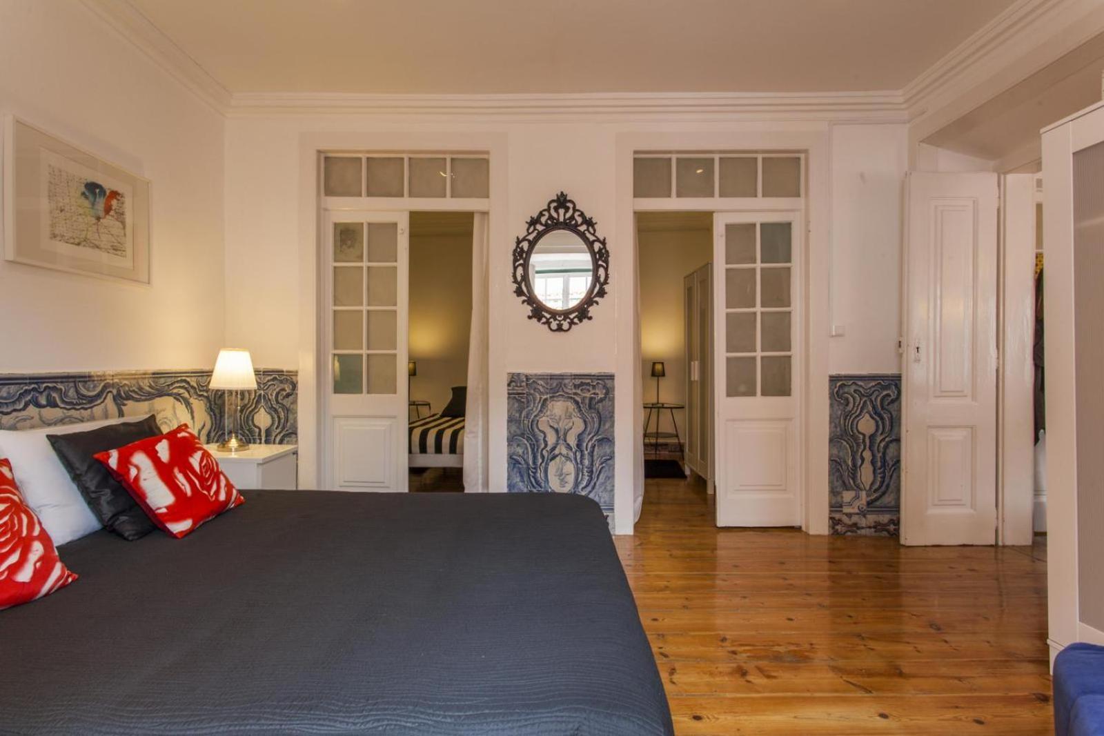 C2 Bairro Alto 18Th Century Beautiful Apartment Lisboa Dış mekan fotoğraf
