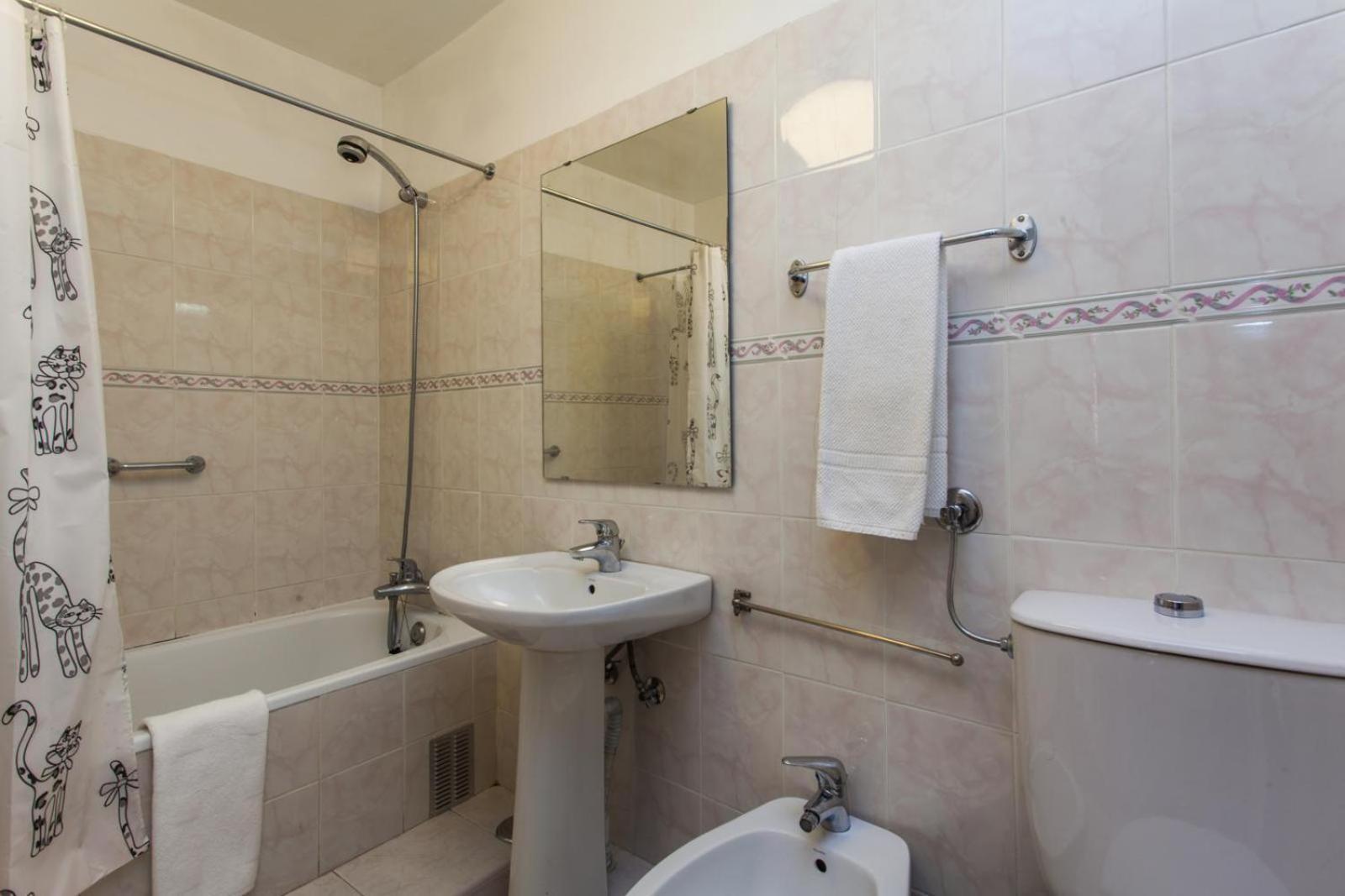 C2 Bairro Alto 18Th Century Beautiful Apartment Lisboa Dış mekan fotoğraf